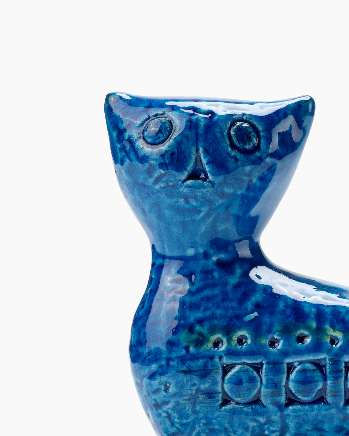 Miniature long cat figure