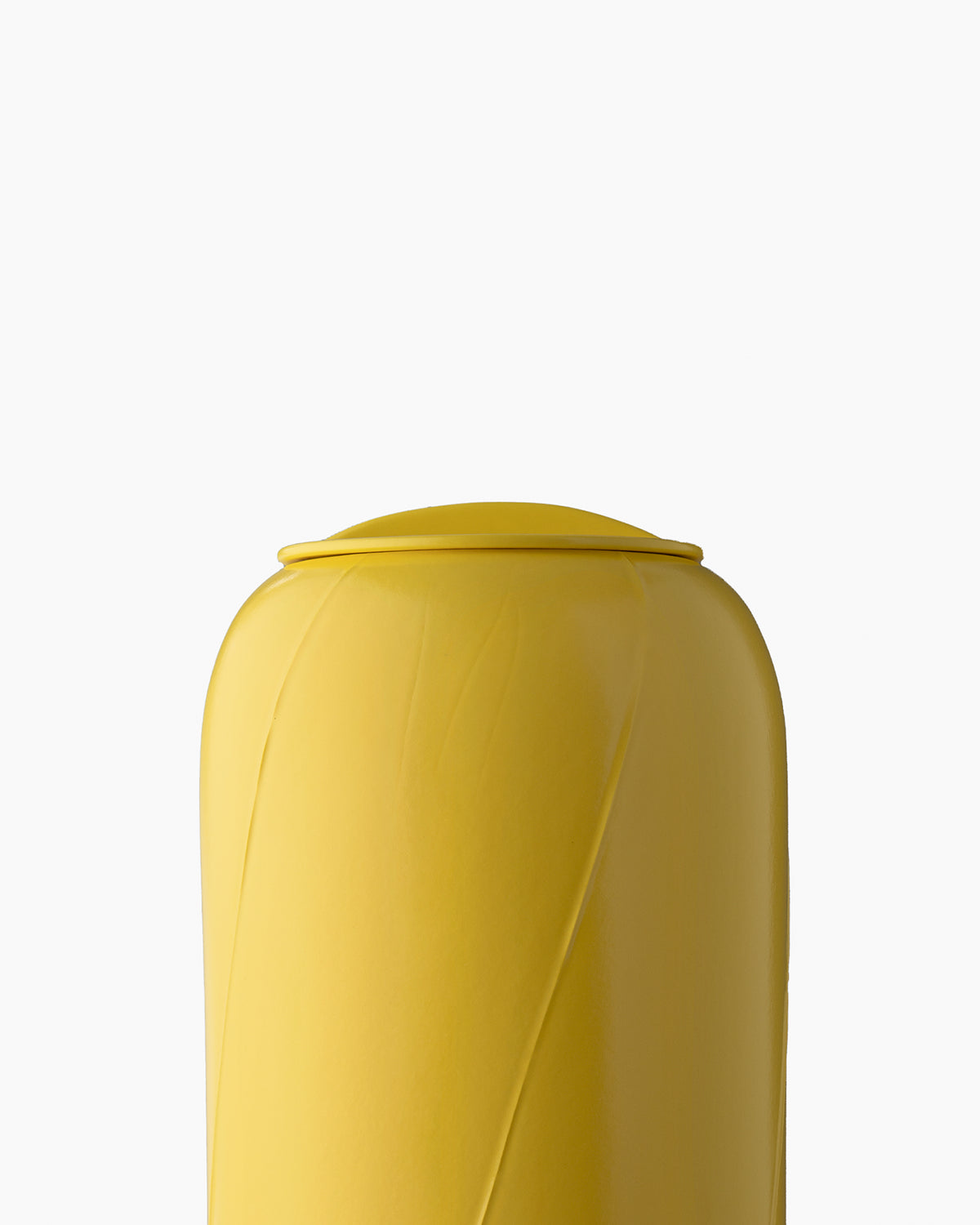 Vase with lid