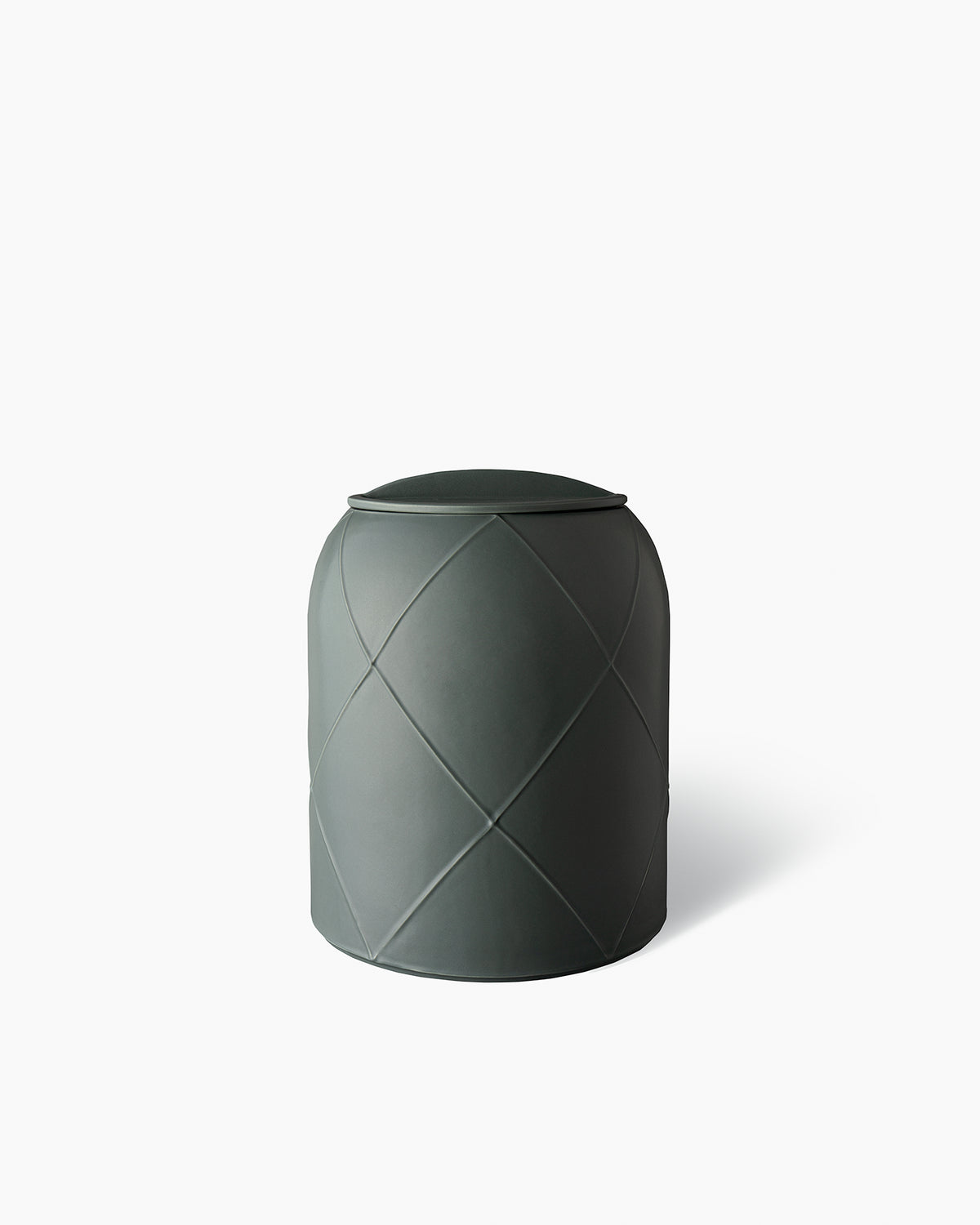Vase with lid