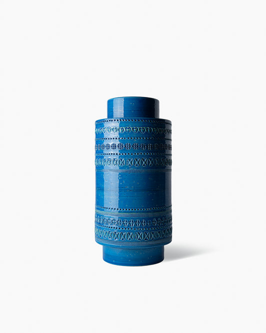 Spool-shaped vase.
