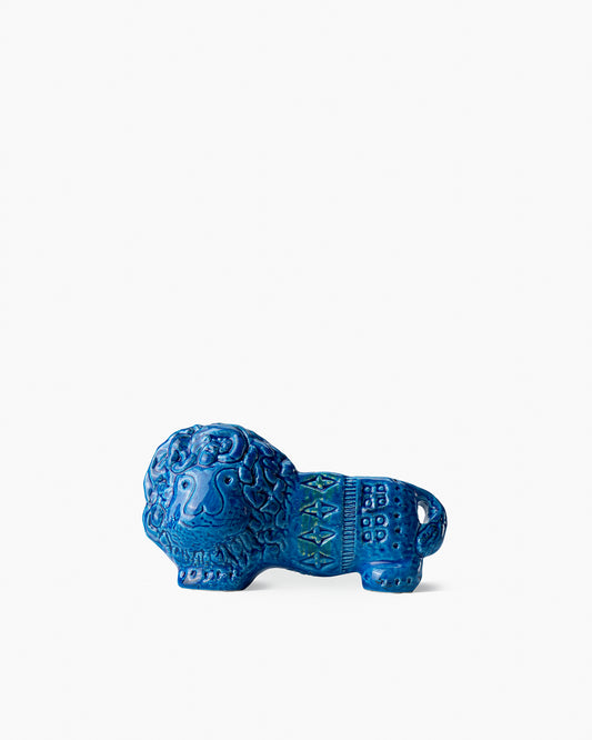 Lion figure